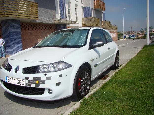 RENAULT MEGANE F1 TEAM 2.0TURBO SPORT (230cv) COLOR BLANCO PERFECTO ESTADO...