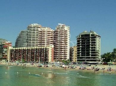 Apartamento con 2 dormitorios se vende en Calpe, Costa Blanca