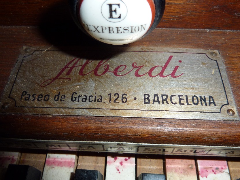 Se vende harmonium principios siglo xx