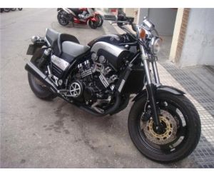 YAMAHA V-MAX 1200