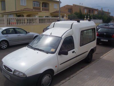 FORD COURRIER 1.8 D COMBI - BALEARES