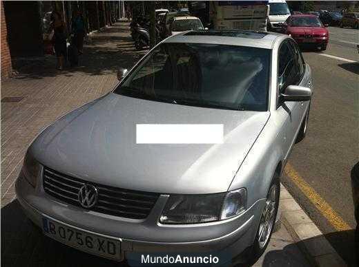 Volkswagen Passat 2.8 V6 4MOTION TIPTRONIC HIGH