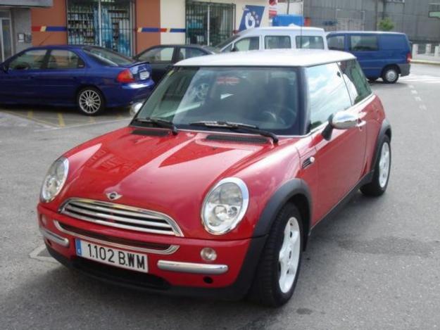 Venta de Mini ONE 1.6 90 C.V. '02 en Pobra Do Caramiñal