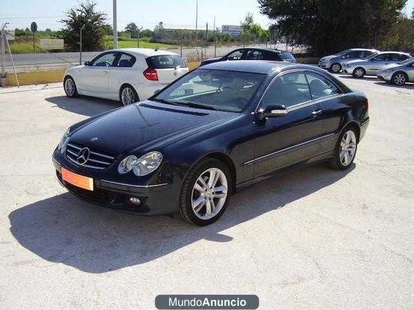 Mercedes-Benz CLK 220 CDI Avantgarde+Nav i+piel