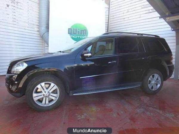 Mercedes-Benz GL 320 7 PLAZAS-GPS-1 AÑO DE GAR