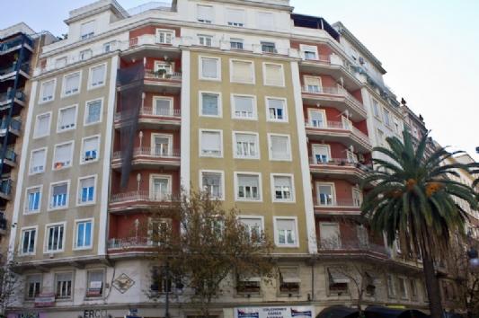 5 Dormitorio Negocio y Oficina En Venta en Valencia, Valencia