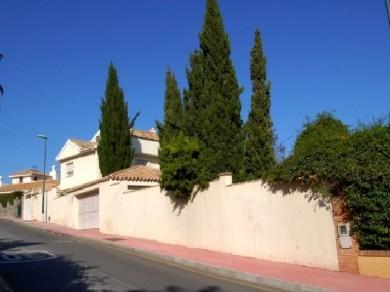 Chalet con 6 dormitorios se vende en Malaga, Costa del Sol