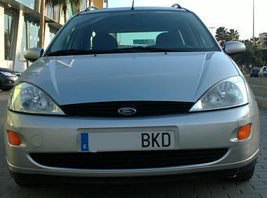 FORD FOCUS FAMILIAR 1.6 100CV AMBIENTE