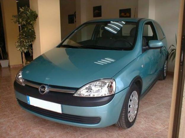 Venta de Opel Corsa 1.7 Dti 3p '03 en Mollet Del Vallés