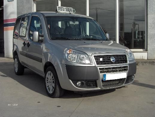 FIAT DOBLO 1.9 JTD AÑO 2007, MULTIJET 7 PLAZAS ACRISTALADA 7.499  TLF. 638.197.529