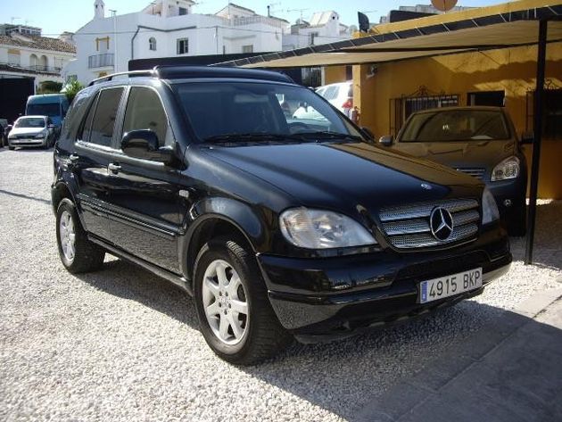 MERCEDES-BENZ ML 430  AUT.