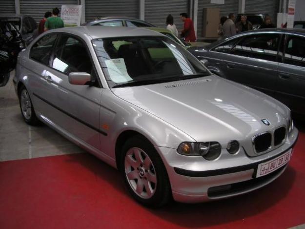 Venta de coche BMW 320 TD 150cv  COMPACT '03 en Zamora