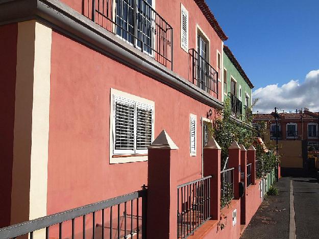 Casa adosada en Guamasa