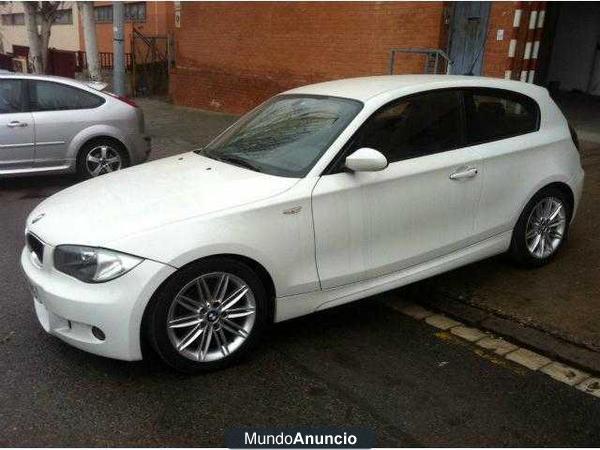 BMW 118 d Paquete M, Nacional, Libro