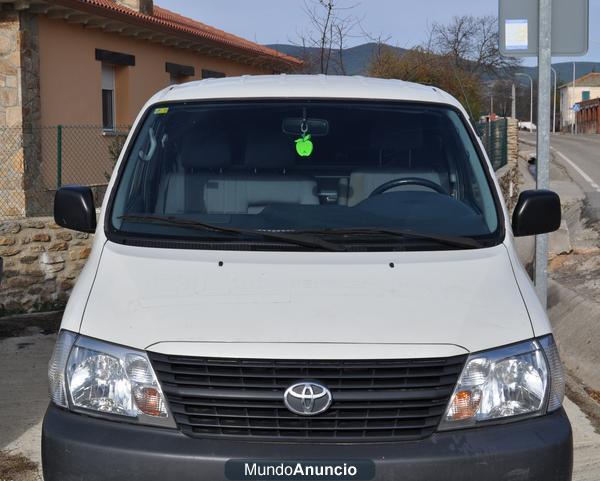 Furgoneta Toyota Hiace