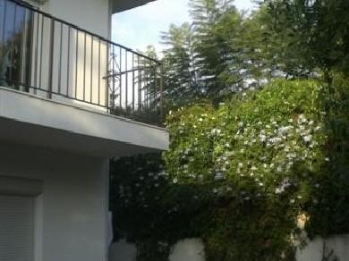 Chalet con 4 dormitorios se vende en Marbella, Costa del Sol