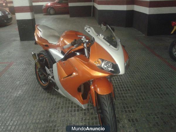 Vendo tzr50 10.000kms Batlax y yasuni2