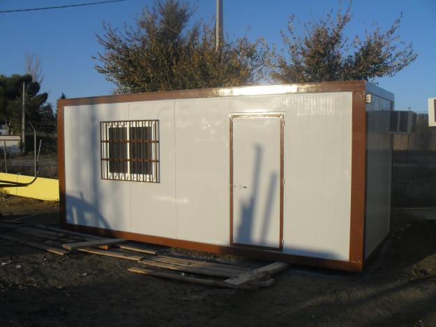 Caseta de obra con habitación y aseo.