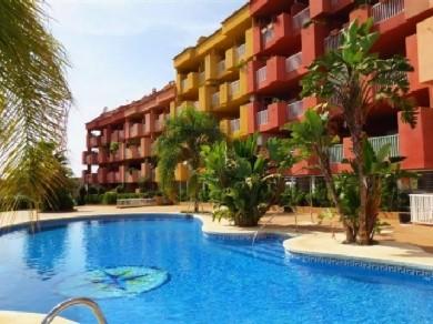 Apartamento con 2 dormitorios se vende en Fuengirola, Costa del Sol