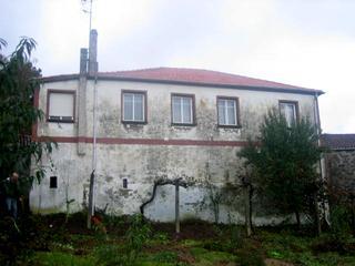 4b  , 1ba   in Chantada,  Galicia   - 50000  EUR