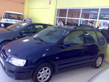 mitsubishi starwagon 1.6i año 2001 5 plazas muy buen estado €2200...  todas las rebisiones