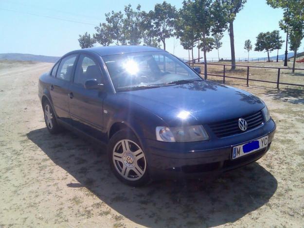 Volkswagen Passat 2.5 TDI,6V,150 CV,FULL EQUIPE,5000 euros.