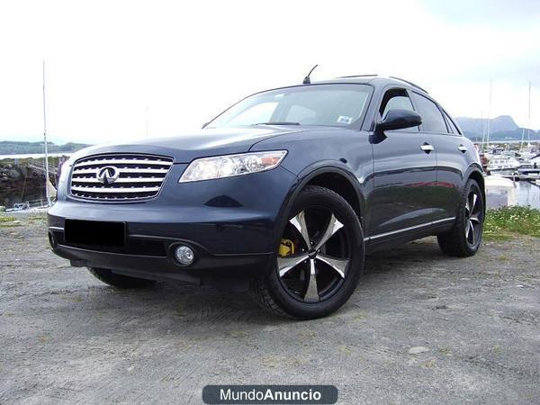 Infiniti FX35 AWD