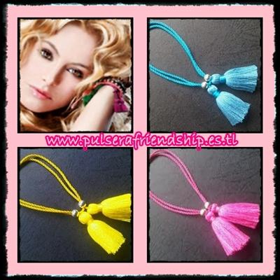 PULSERAS POMPONES PAULINA RUBIO precios muy especiales a mayoristas