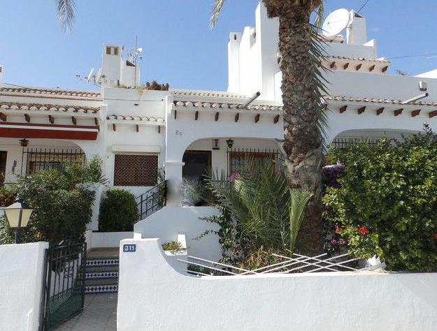 Casa en venta en Villamartin, Alicante (Costa Blanca)