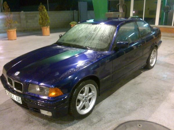 vendo bmw 320i coupe