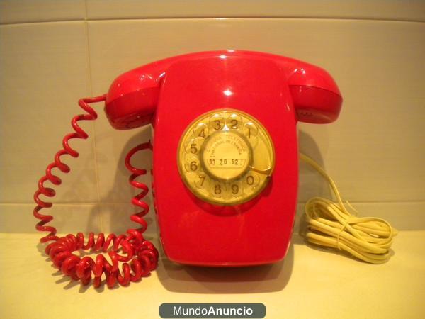 Teléfono rojo Heraldo de pared