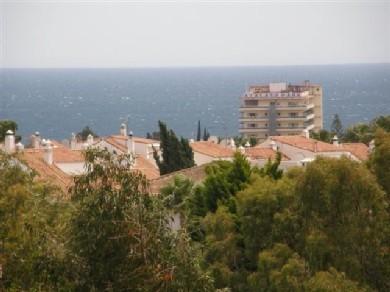 Apartamento con 2 dormitorios se vende en Estepona, Costa del Sol