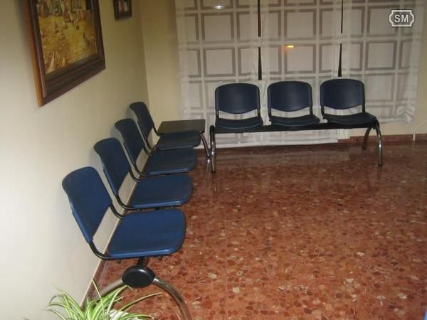 SE VENDEN SILLAS PARA RECEPCION O SALA DE ESPERA