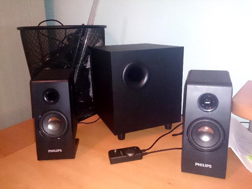 Altavoces philips 60w con subwoofer y 2 satélites ¡perfecto estado!