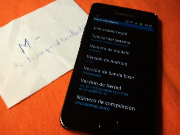 Samsung Galaxy S2 16GB Negro libre de origen + extras