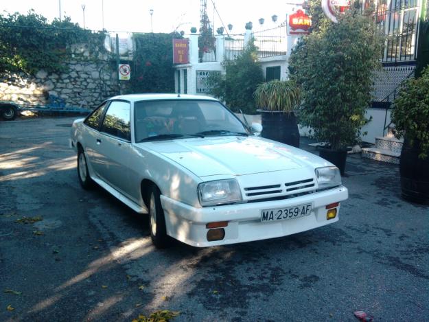 Se vende Opel Manta 2.0 GSI