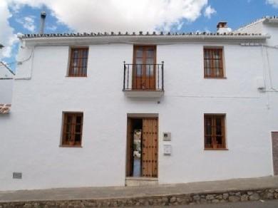 Chalet con 3 dormitorios se vende en Riogordo, Axarquia