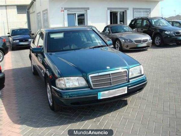 Mercedes-Benz C 180  Elegance