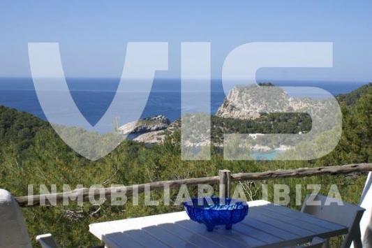 4 Dormitorio Chalet En Venta en Cala Salada, Ibiza