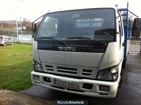 CAMION ISUZU NPR