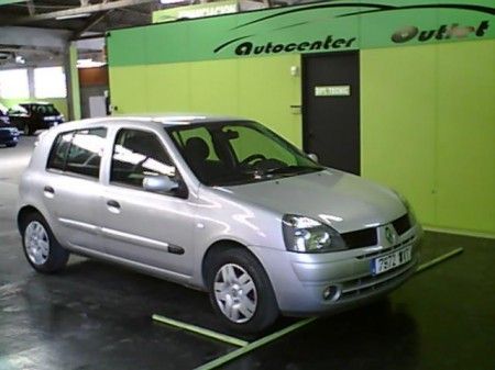 RENAULT CLIO 1.4 - Barcelona