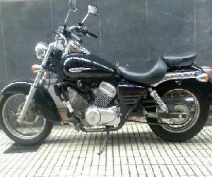 vendo moto Honda shadow 125 cc