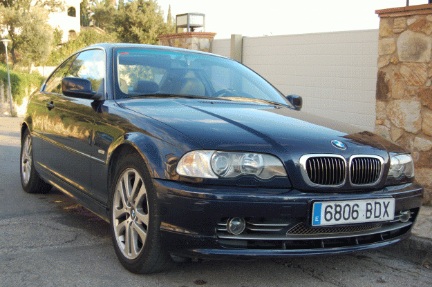 BMW 330 Coupe Inyección (231CV)