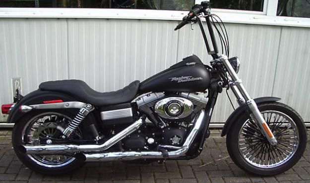 Harley Davidson Dyna Streetbob