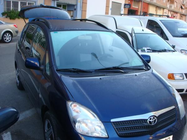 vendo toyota corolla verso d4d