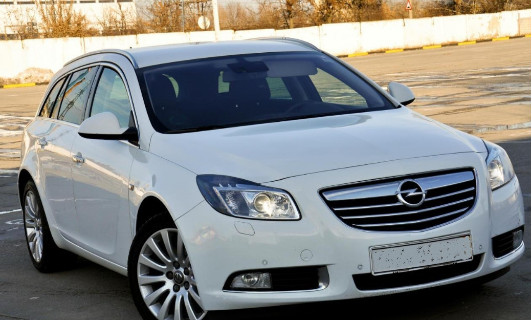 Opel Insignia Sports Tourer 2.0 CDTI 160CV