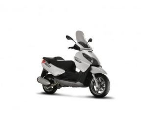 PIAGGIO X7 250