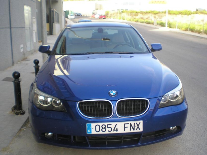 2004 BMW Serie 5 530D azul metalizado