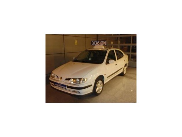 RENAULT Laguna 2.2 DCi Expression