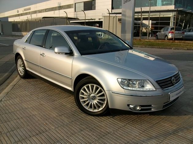 VOLKSWAGEN PHAETON  3.0TDI V6 4PL. 240